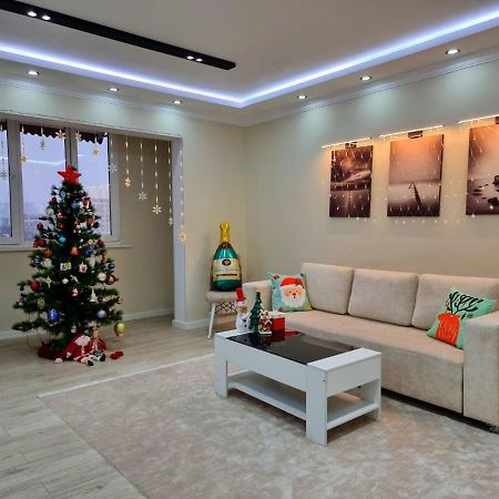 Charming And Modern Apartment At Heart Of Tashkent Exterior foto